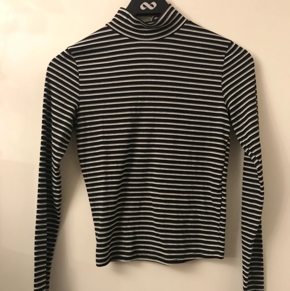 New Yorker FB Sister långärmad tröja