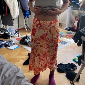 floral lång flowy kjol - breathable, stretchig midja, perfekt för sommaren