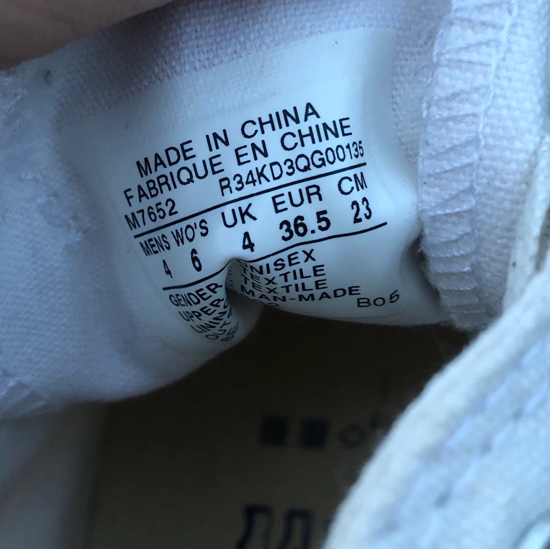 Converse söker nytt hem✨ - 91