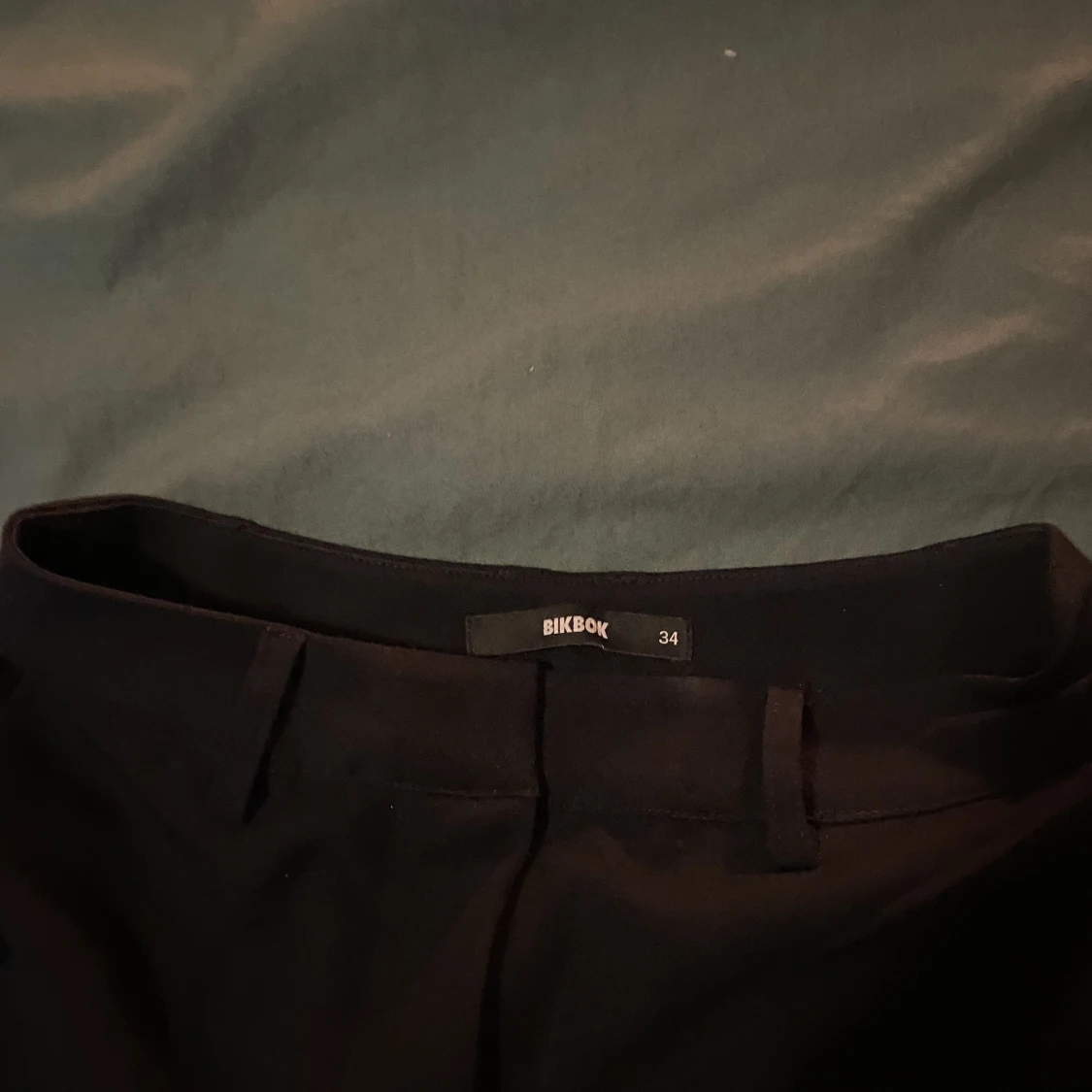 kostymbyxor svart - 90