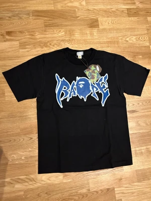 Bape T-shirt  - Bape T-shirt storlek M 