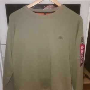 Alpha Industries sweatshirt  - Alpha Industries sweatshirt  Size M-L Condition 10/10