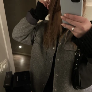 Vårjacka - Superfin jacka som är perfekt till vår/höst💕 Storlek Xs men sitter oversize