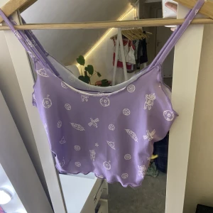 Shein Linne - Säljer detta helt oanvända linnet från shein. 💕 Köparen står för frakten. ❣️