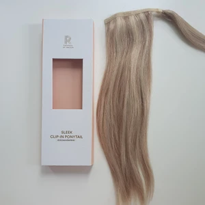 Rapunzel Of Sweden - Färgen Cendre Ash Blond, M7.3/10.8 mix. Använd fåtal ggr. Nypris 889kr Äkta hår.