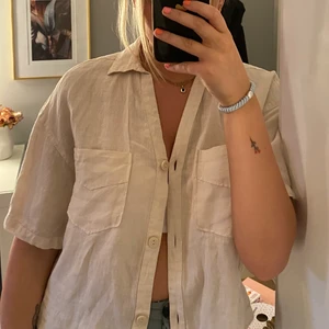 Linne shorta - En jätte fin linne skjorta som aldrig är använd❤️