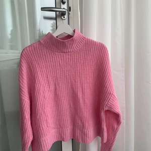 Rosa stickad tröja stl.L - En så fin stickad tröja som tyvärr inte har en plats i min garderob längre 🌸