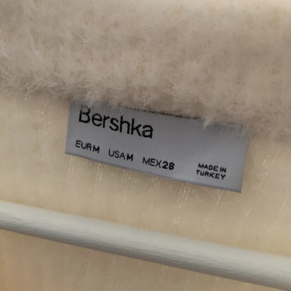 Mysig vit kofta Bershka - 91