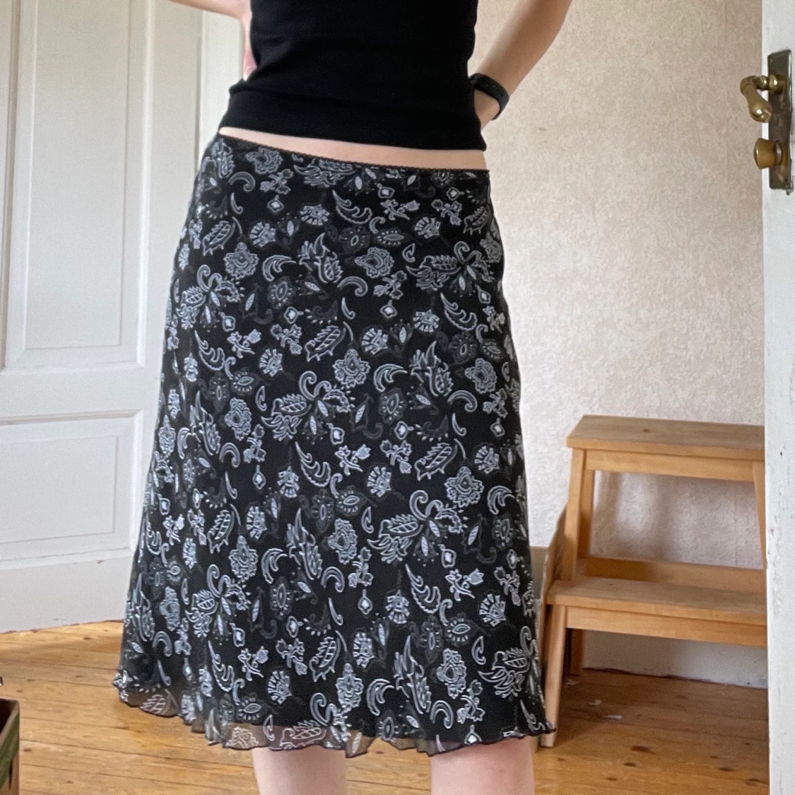 Mönstrad midikjol  - 91