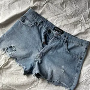 Jeans shorts från Black rebel  Storlek M 