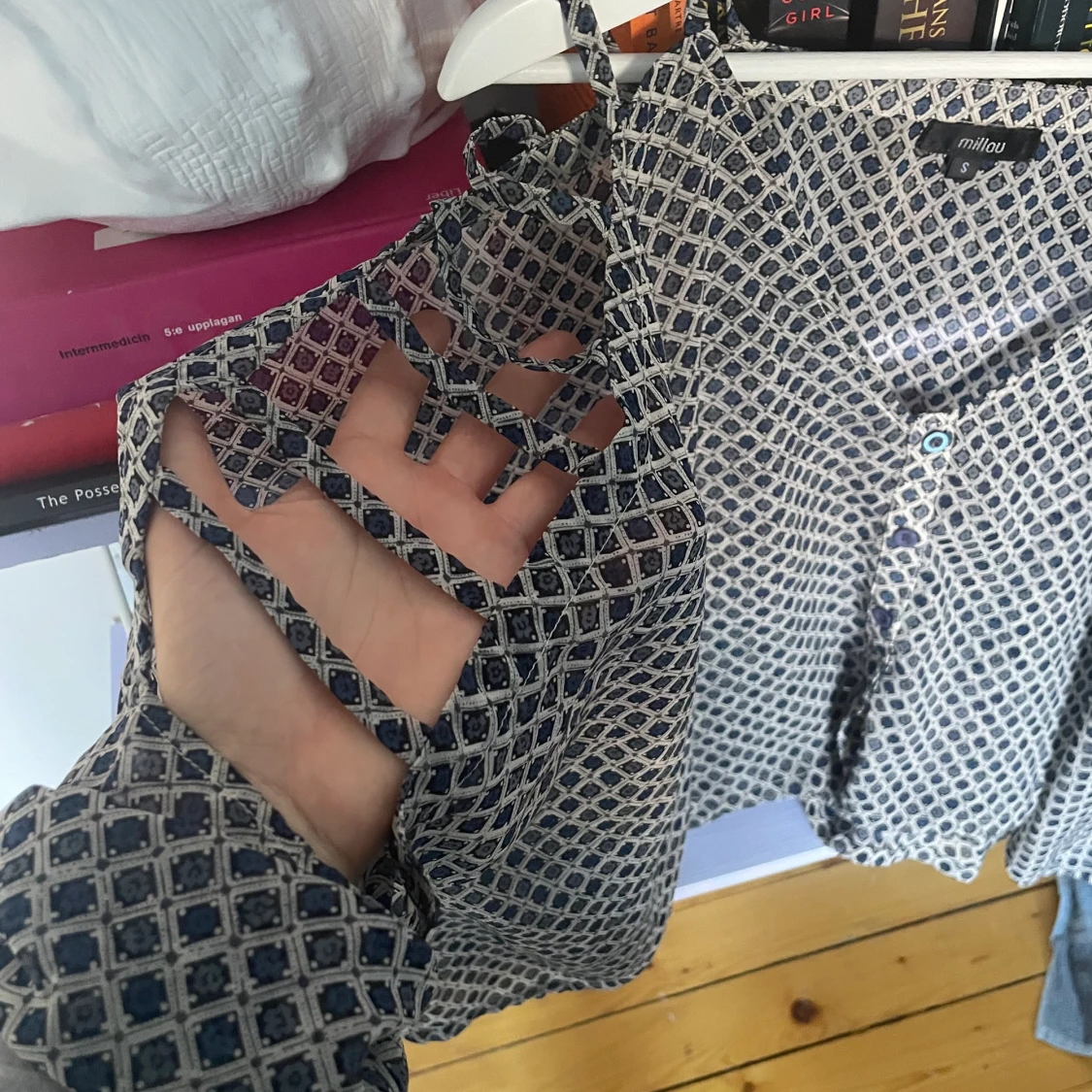 Mönstrad blus  - 91