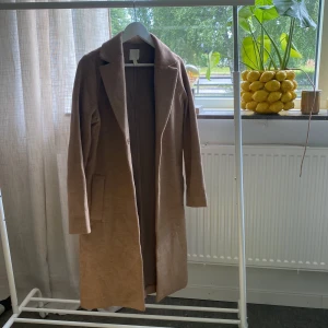 Kappa - Brun kappa som inte längre kommer till användning. Storlek 34 från H&M!