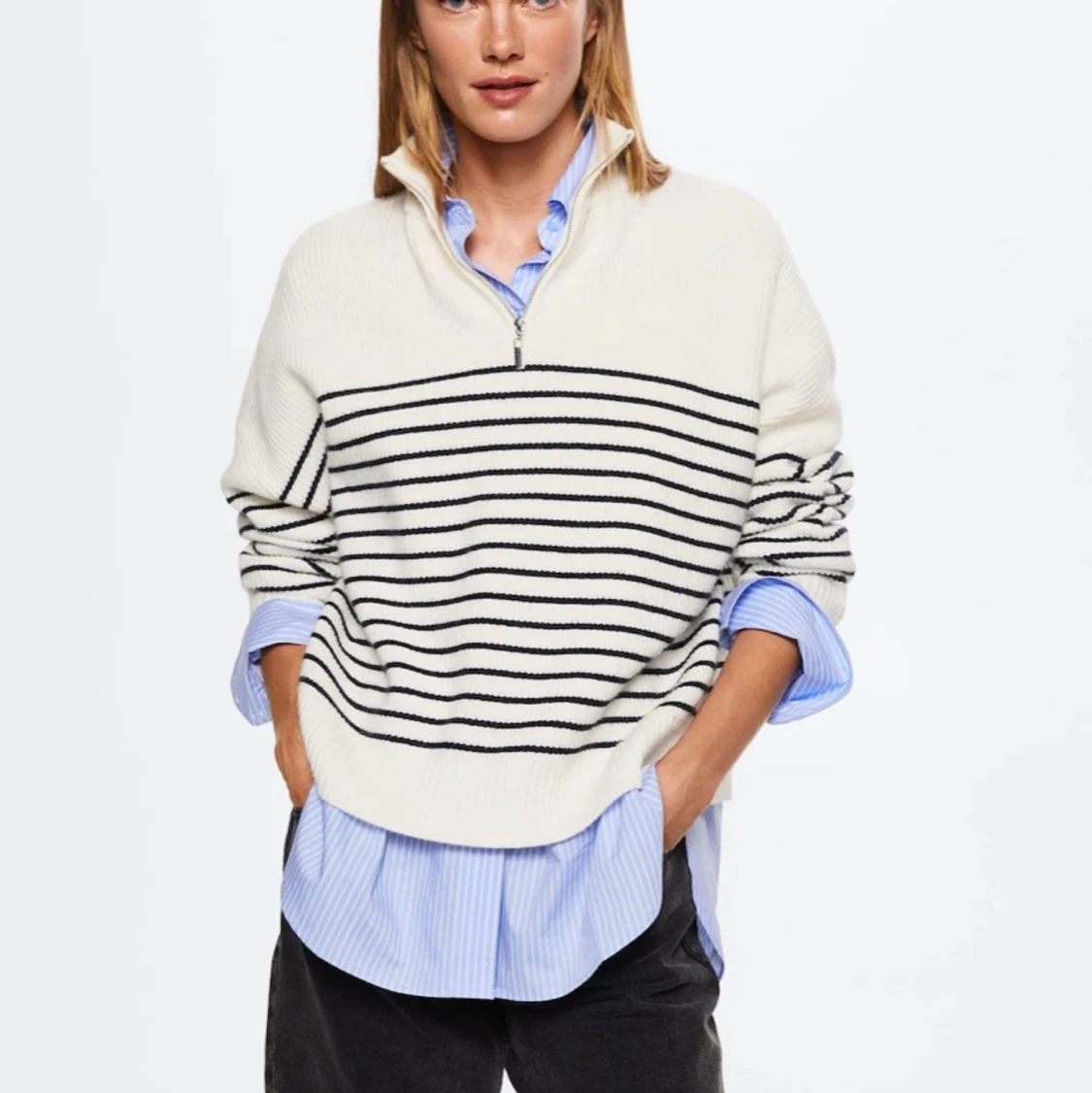 Randig stickad tröja