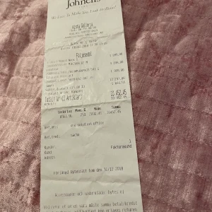 Parajumper jacka - Fint skick köpte den när jag blev gravid sen har inte kunnat använda den på grund av att jag har gåt up i vikt