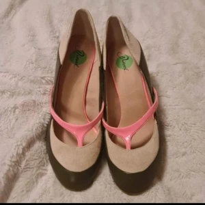 Diesel skorna helt nya. - De är helt nya.