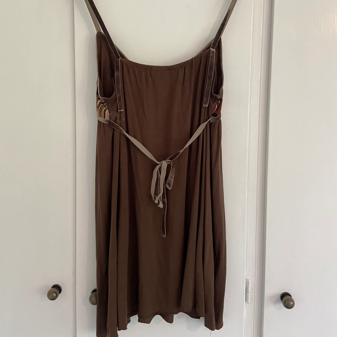 Brun klänning  - 90