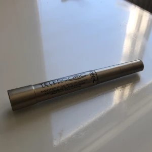 telescopic mascara  - Har flera stycken och denna är ej använd (70 spänn inkl frakten)