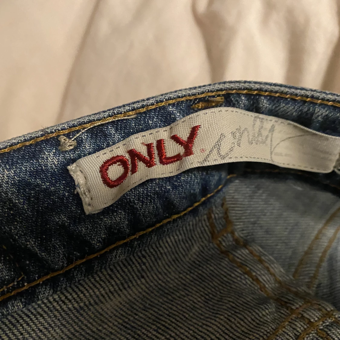 Lågmidjade jeans från Only - 91
