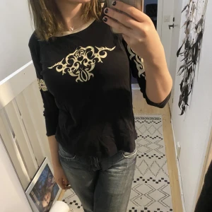 Långärmad - Cool kontarnas tröja med mönster🌸