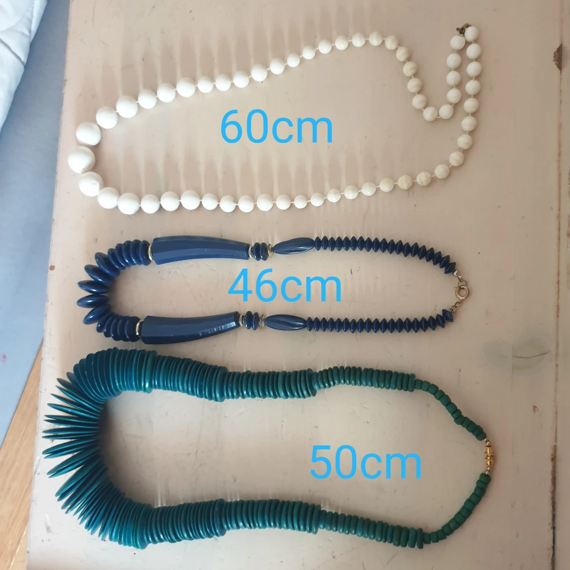 3st så fina halsband  - 91