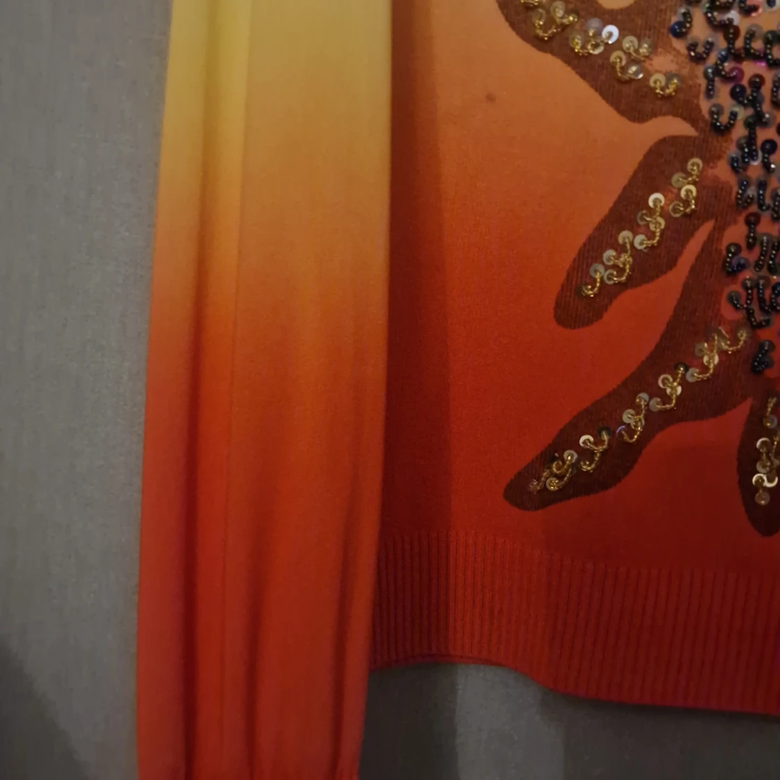 En ny  t-shirts men den var för small för mig  - 91