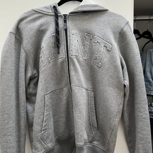 Gant Hoodie  - Gant Hoodie, fräsch 9/10. 