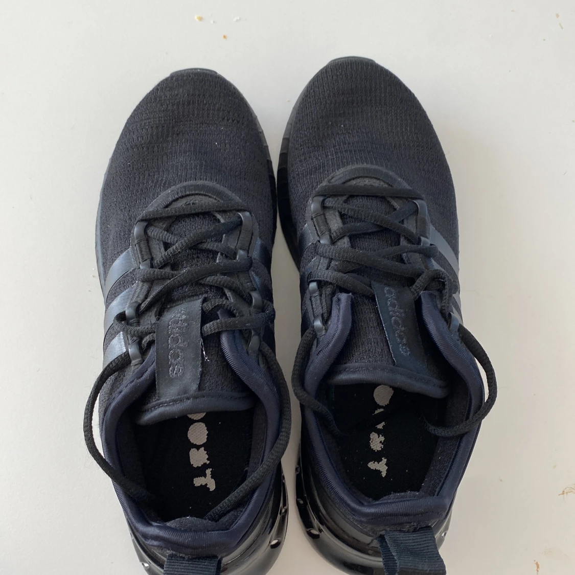 Adidas skor  - 90