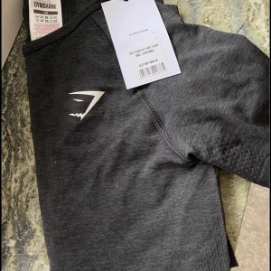 Gymshark t-shirt  - Helt ny seamless t-shirt från gymshark. Aldrig använd! Nypris 400.