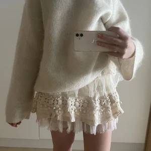 Kjol - Grymt fin kjol från Zara med blandade tyger 