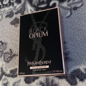 Black opium parfym  - Helt ny 90ml