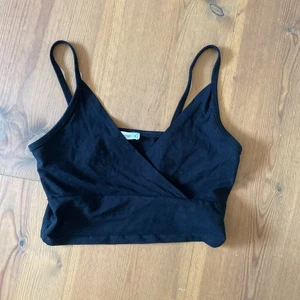 Svart gulligt linne - Gulligt linne 🥺 passar även xs 