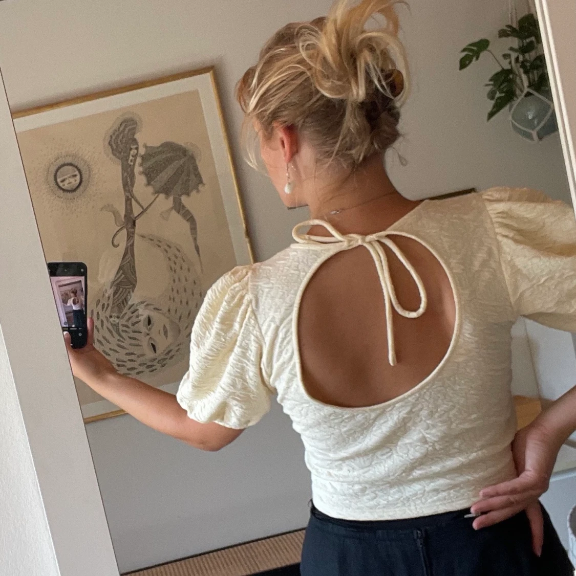 Gul topp från monki  - 90