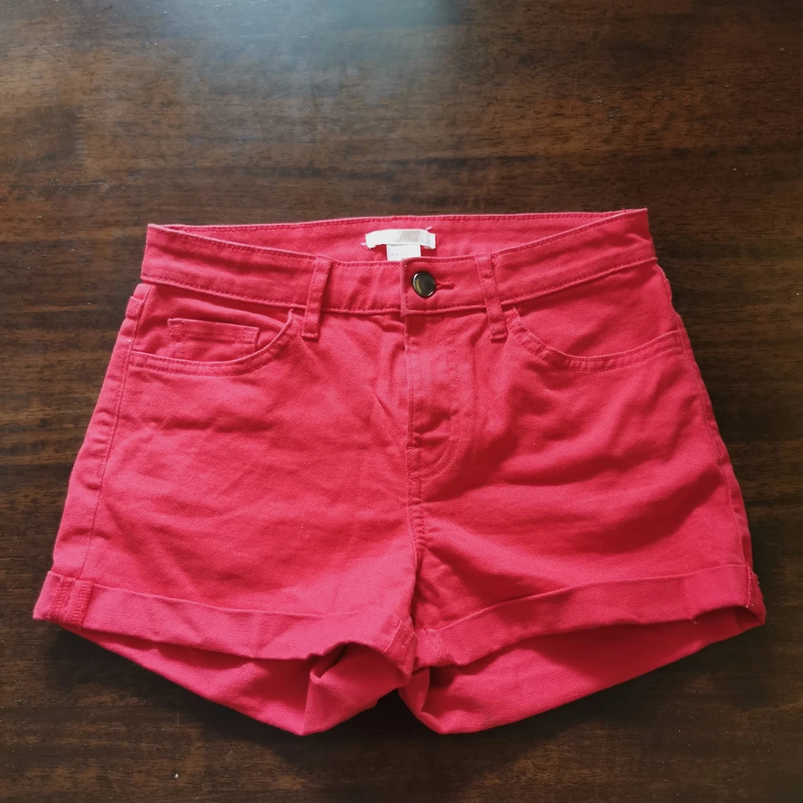 Röda shorts