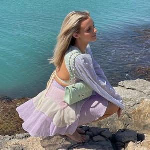 Sommar klänning 🤍 - En jättefin sommar klänning från nakd, passar perfekt för sommaren. Har bara använt den en gång. 🤍🤍