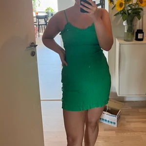 Klänning - Storlek s