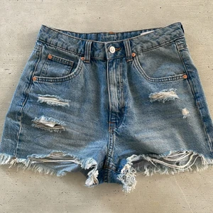 Jeans shorts strl 36 - Jeans shorts nya strl 36