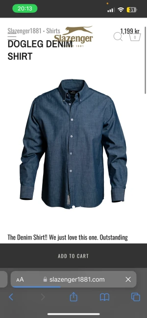 Slazenger denim skjorta - Säljer en oanvänd Slazenger denim skjorta i storlek XL. Skick 10/10 prislappen kvar.   Väldigt skön och hållbar. Perfekt fritidsskjorta eller för middagar  Nypris: 1199kr  Finns i näsbypark   Calle