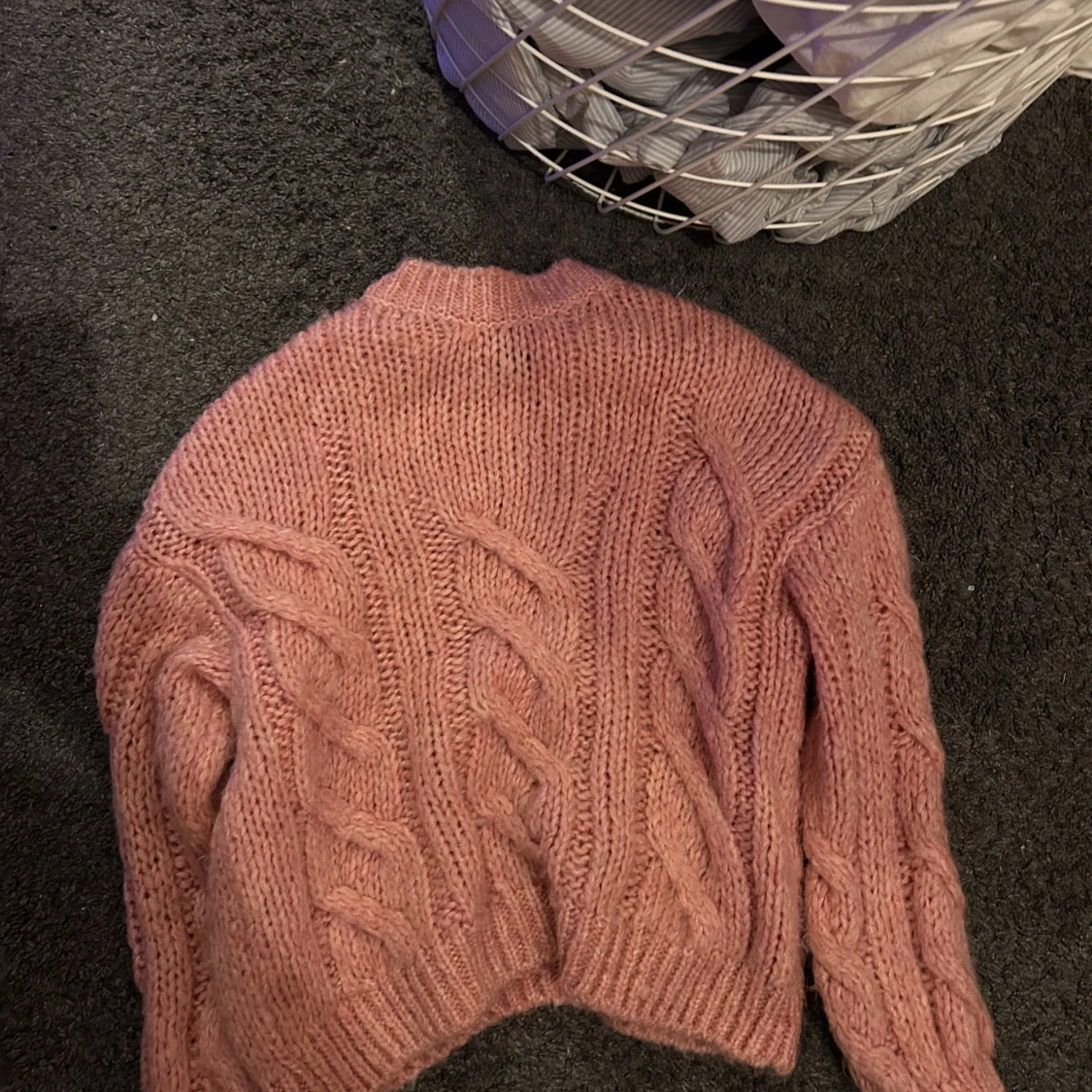 Stickad tröja