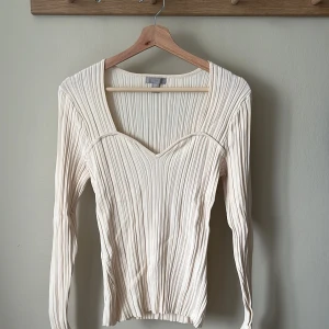 Långärmad topp - Långärmad topp från H&M. Aldrig använd!🤍
