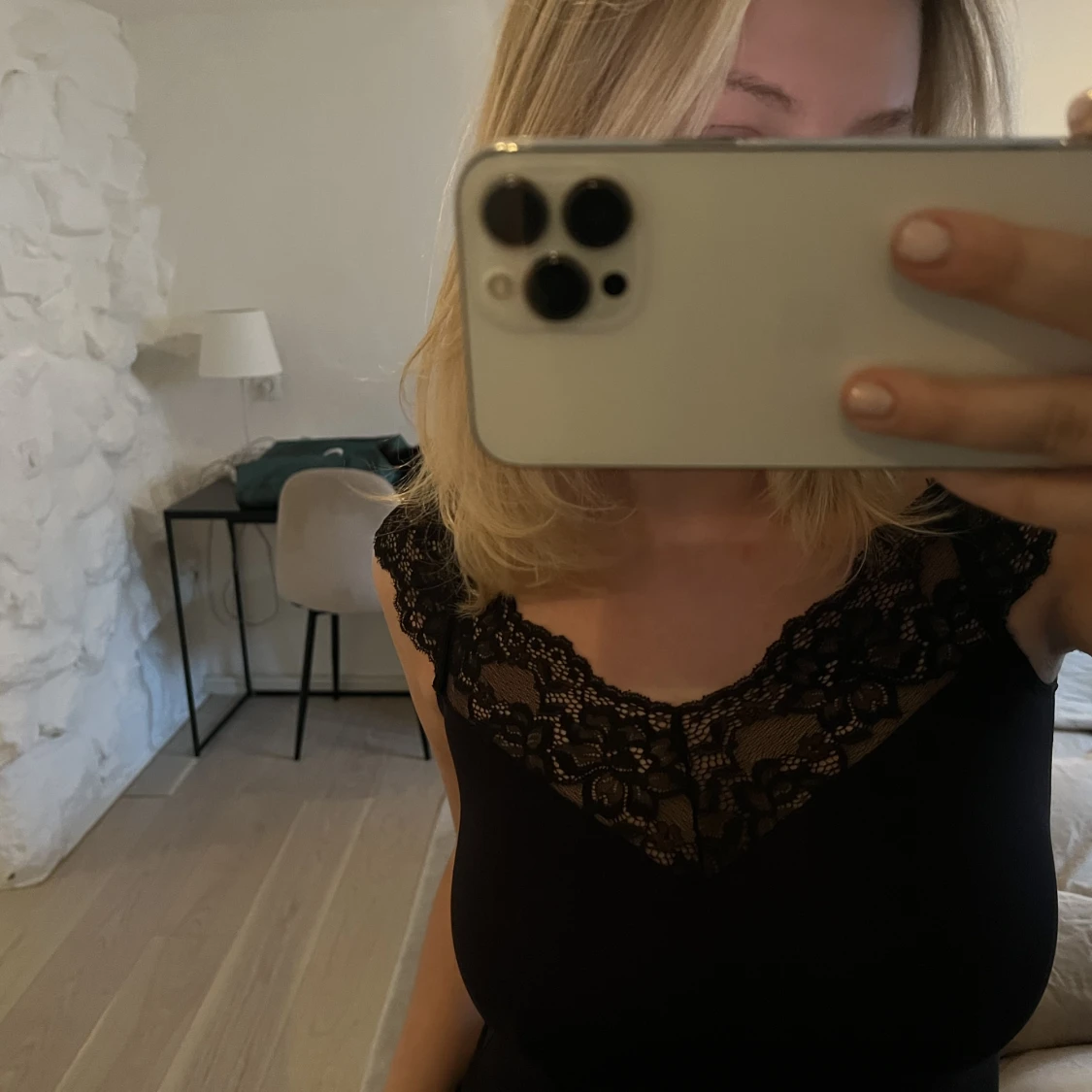 Svart spetslinne  - 91