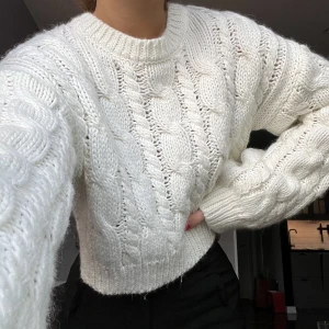 Stickad - Från NA-KD. Bra skick, varm.