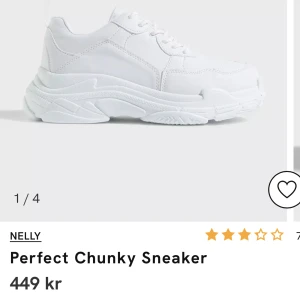 Skor - Chunky sneakers från Nelly.com! Använda men fortfarande i gott skick. Storlek 40💞 nypris 449kr!