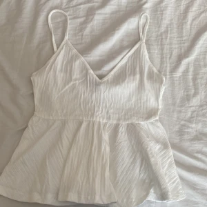 Vollangtopp - Säljer denna vollangtopp ifrån SHEIN🫶🏻