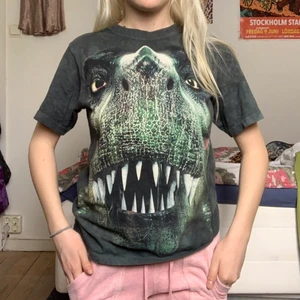 Cool T-shirt  - Cool T-shirt med tryck på!