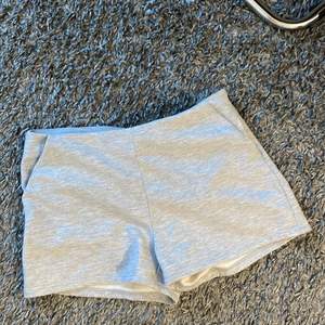 Super fina mjukis shorts som inte kommer till användning
