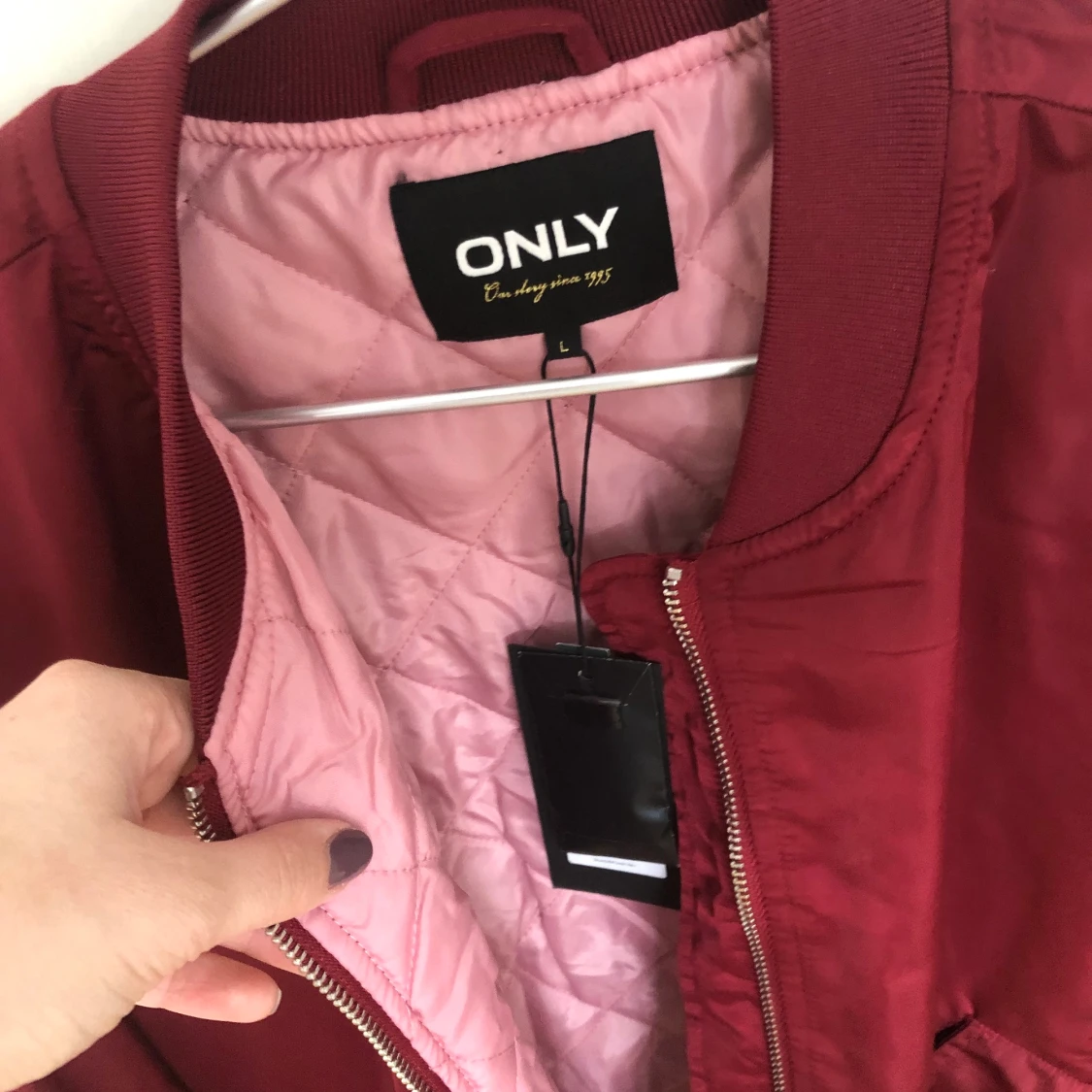 Oanvänd bomberjacka  - 90