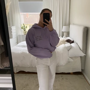 Lila hoodie - Superfin lila hoodie från drdenim i storlek S