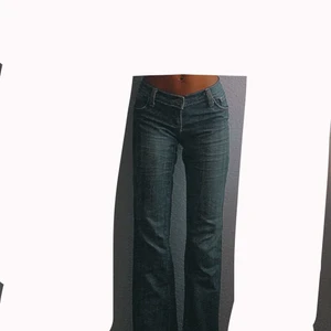 Y2k Low waist jeans  - Finns i Malmö 