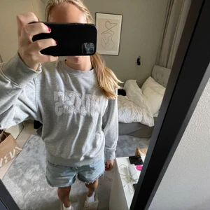 Weekday tröja - Super fin tröja från weekday! Tryck inte på köp nu!!