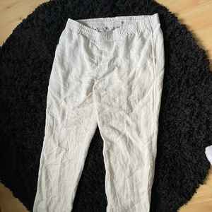 Linnebyxa  - Linne byxa ifrån HM, strl L. Bra skick.